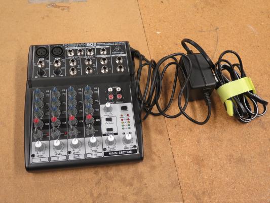 Picture of Mixer and Power Cable